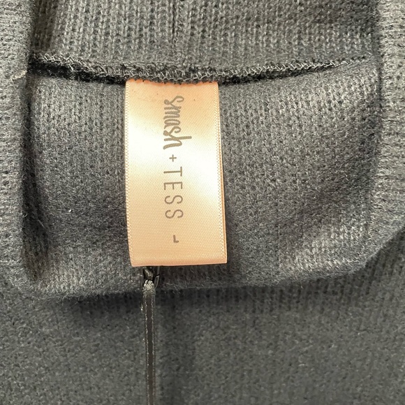 NWT - Smash + Tess - Chelsea Sweater Dress - Picture 6 of 9